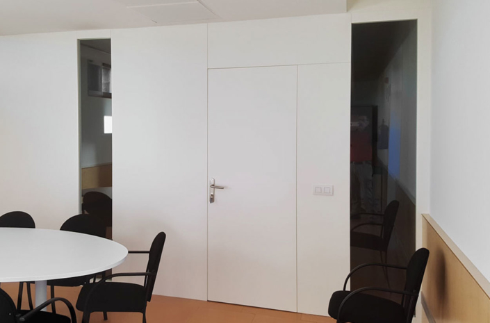 Reforma de carpinterías en oficinas